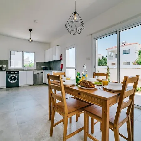 Angelina Villa Ayia Napa
